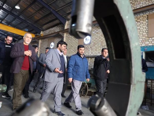 بازدید مدیرعامل شرکت ملی صنایع مس ایران، مدیر عامل شرکت متمم و مدیرعامل شرکت کانی مس از کارخانه پمپ‌سازی فولاد شریف