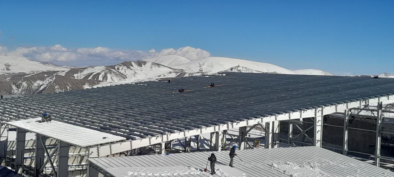 آغاز اجرای پوشش سقف و معماری داخلی سالن‌های SX–EW پروژه هیپ‌لیچینگ سونگون