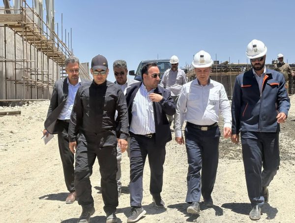 مدیران عامل موسسه صندوق بازنشستگی مس و شرکت کانی‌مس از پروژه‌های فاز ۲ و ۳ تغلیظ مس میدوک بازدید کردند.